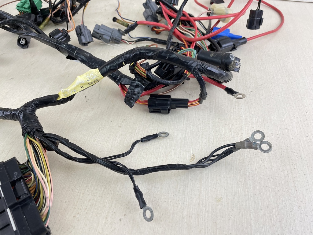 2003 Yamaha 200 225 HP 4 Stroke Outboard Engine Wire Harness 69J-82590-30-00