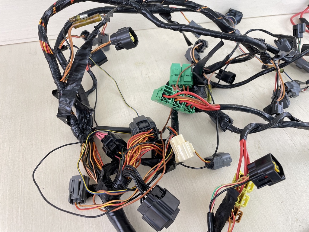 2003 Yamaha 200 225 HP 4 Stroke Outboard Engine Wire Harness 69J-82590-30-00