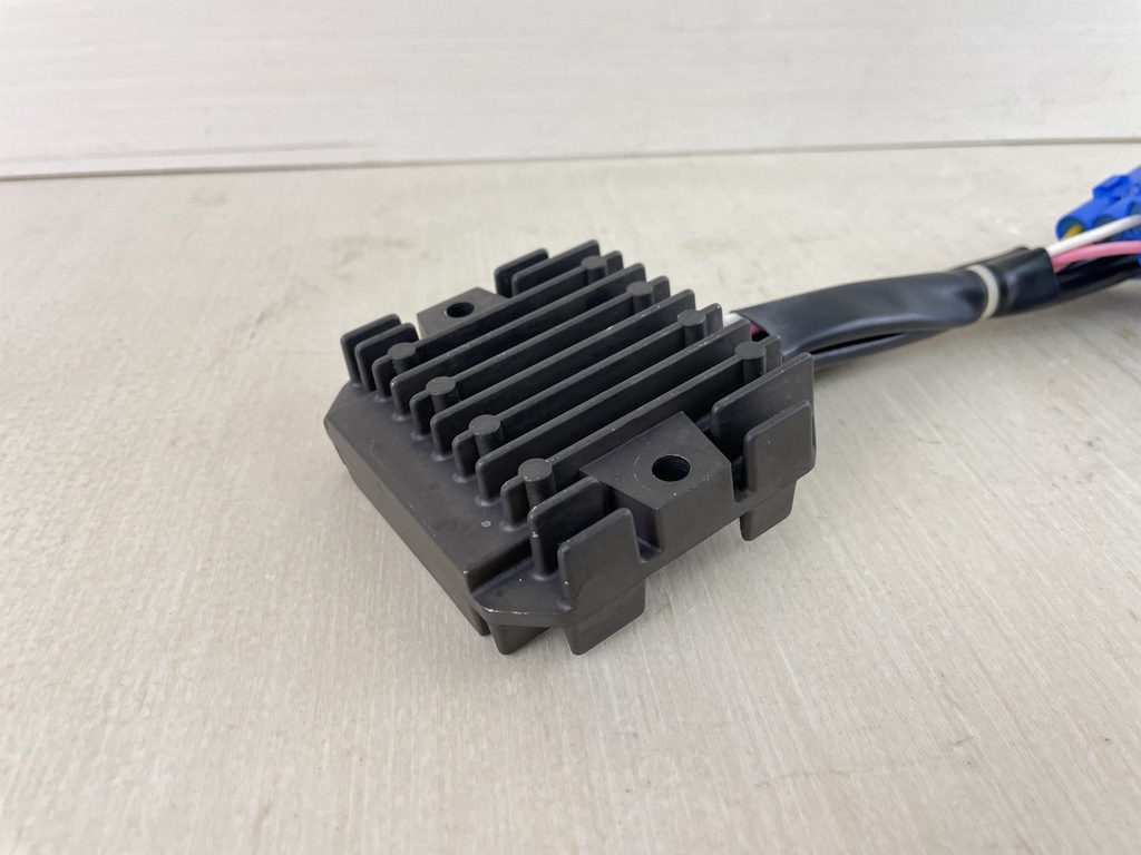 2003 Yamaha 200 225 HP 4 Stroke Outboard Driver Unit 69J-83306-00-00