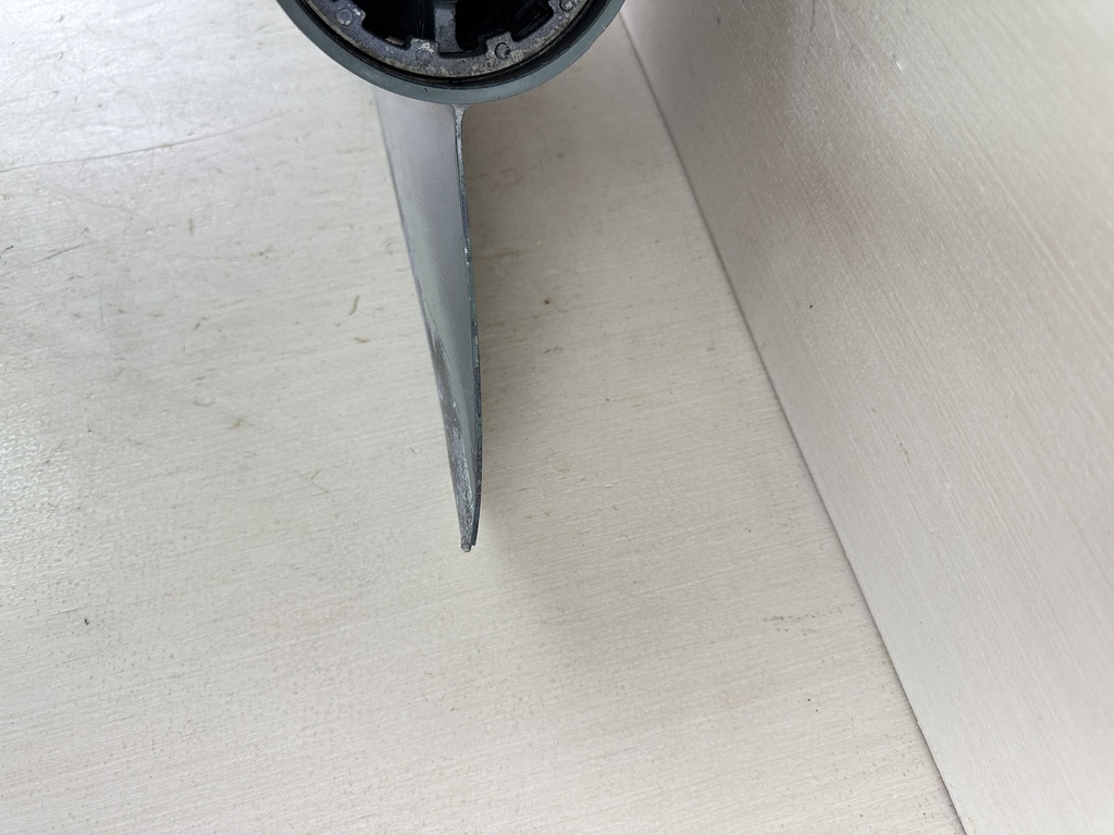 04-14 Yamaha 150HP 4 Stroke 25" Lower Unit Gear Case 64P-45300-12-8D Counter