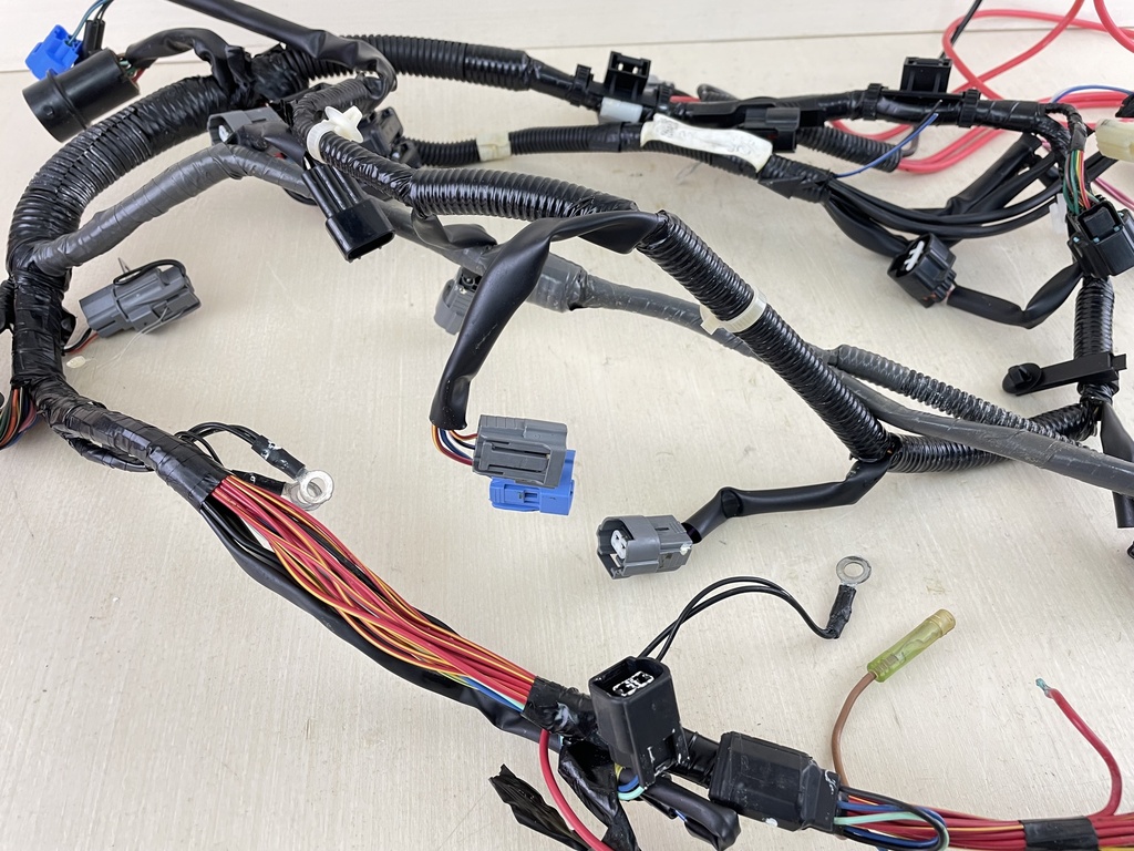 2012 Yamaha 150HP 4 Stroke Outboard Engine Wire Harness 63P-82590-60-00