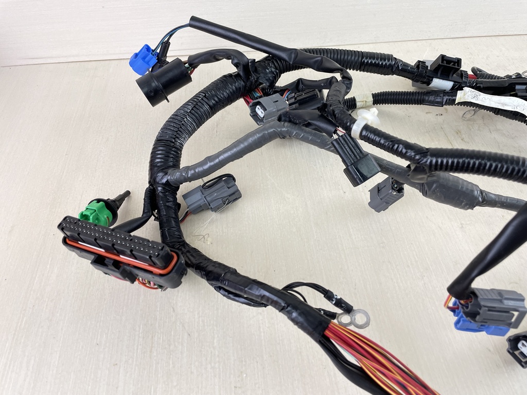 2012 Yamaha 150HP 4 Stroke Outboard Engine Wire Harness 63P-82590-60-00