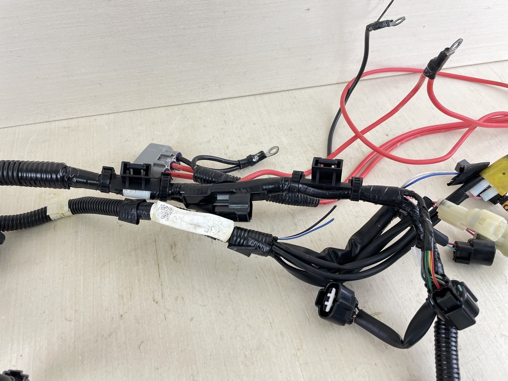 2012 Yamaha 150HP 4 Stroke Outboard Engine Wire Harness 63P-82590-60-00