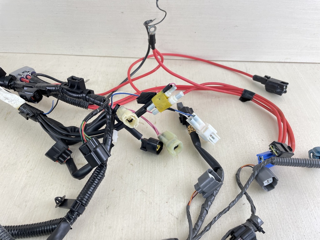 2012 Yamaha 150HP 4 Stroke Outboard Engine Wire Harness 63P-82590-60-00