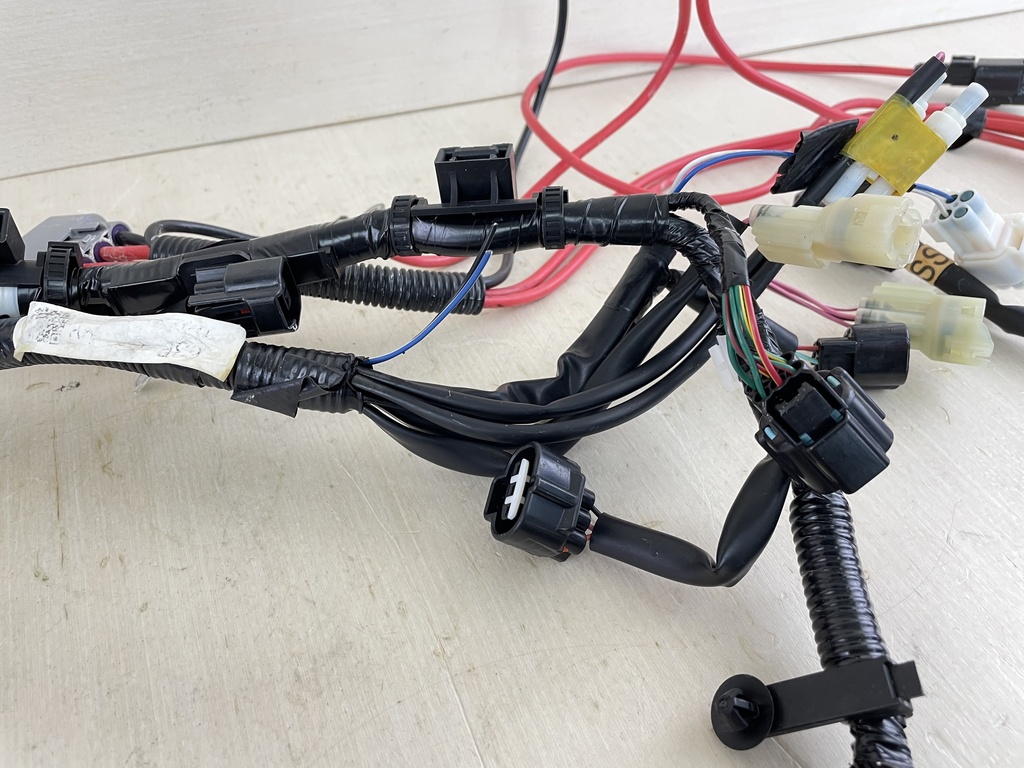 2012 Yamaha 150HP 4 Stroke Outboard Engine Wire Harness 63P-82590-60-00