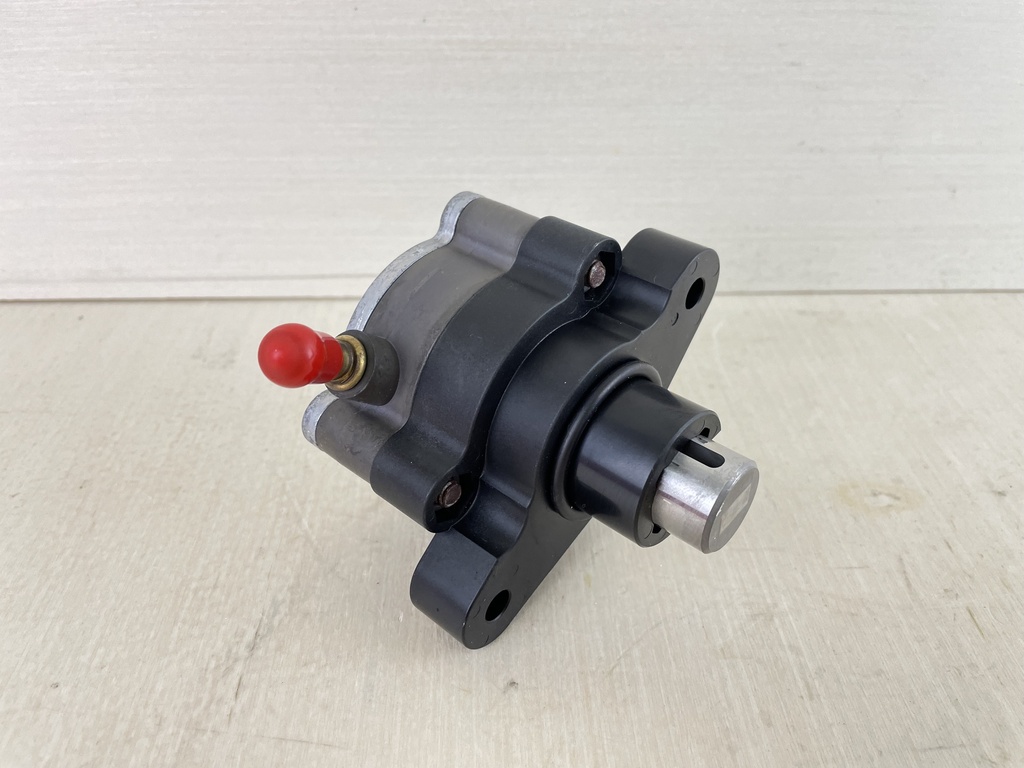 04 - 2014 Yamaha 150HP 4 Stroke Outboard Fuel Pump Assembly 63P-24410-10-00