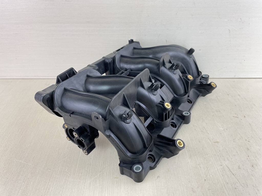 04 - 2014 Yamaha 150HP 4 Stroke Outboard Intake Manifold 63P-13641-00-00