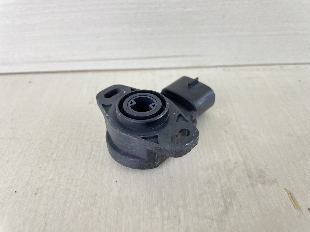 05 - 2020 Yamaha 150HP 4 Stroke Outboard Throttle Position Sensor 6S1-85885-00-00