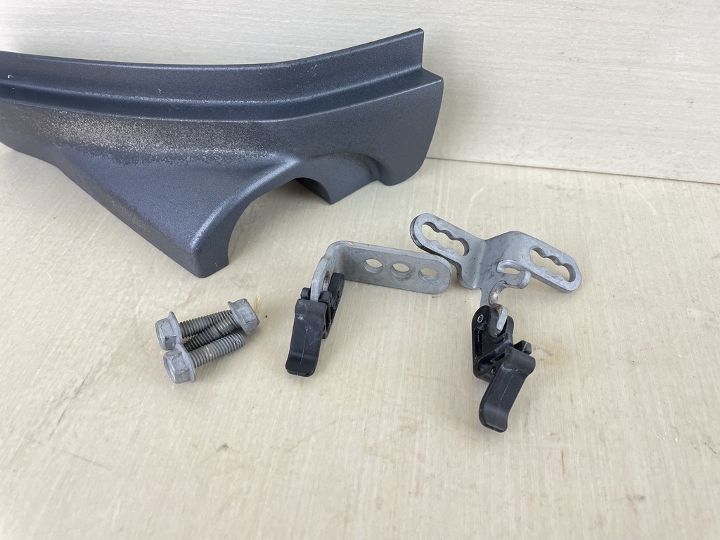 05-2014 Yamaha 150HP 4 Stroke Outboard Cable Cover Plate 63P-42738-00-8D