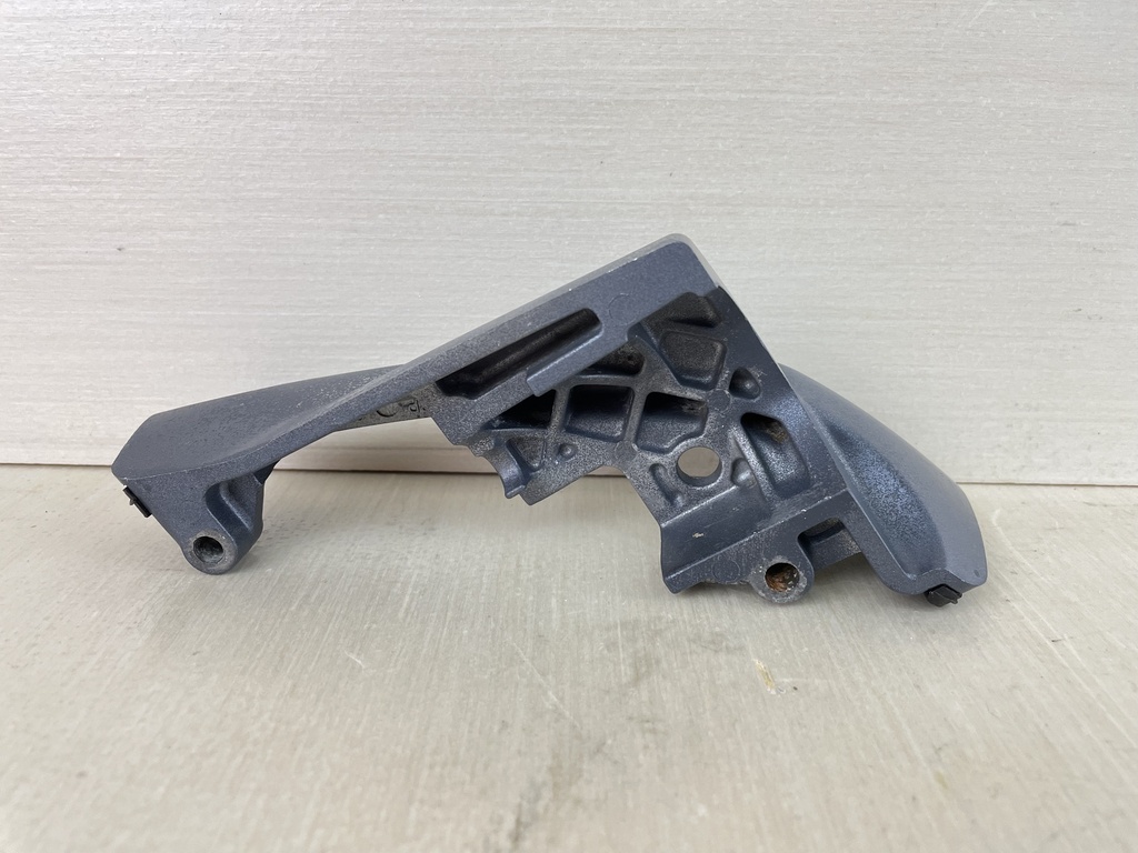 05-2014 Yamaha 150HP 4 Stroke Outboard Cable Cover Plate 63P-42738-00-8D