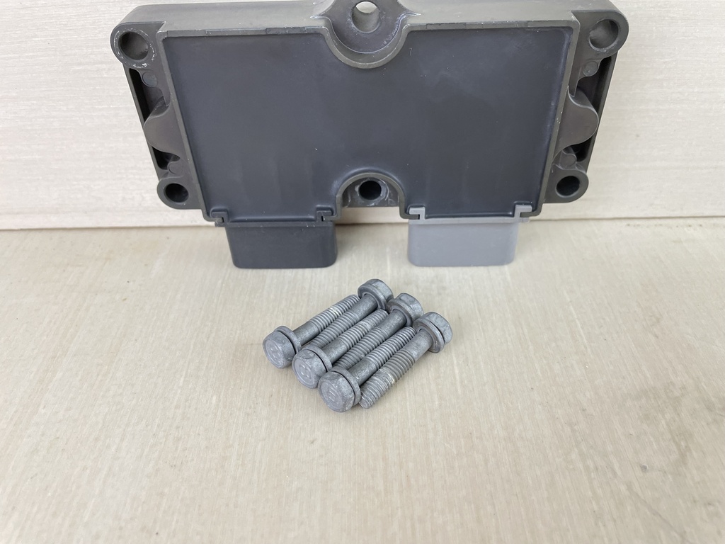 04 - 2022 Yamaha 150HP 4 Stroke Outboard Rectifier Regulator 63P-81960-01-00