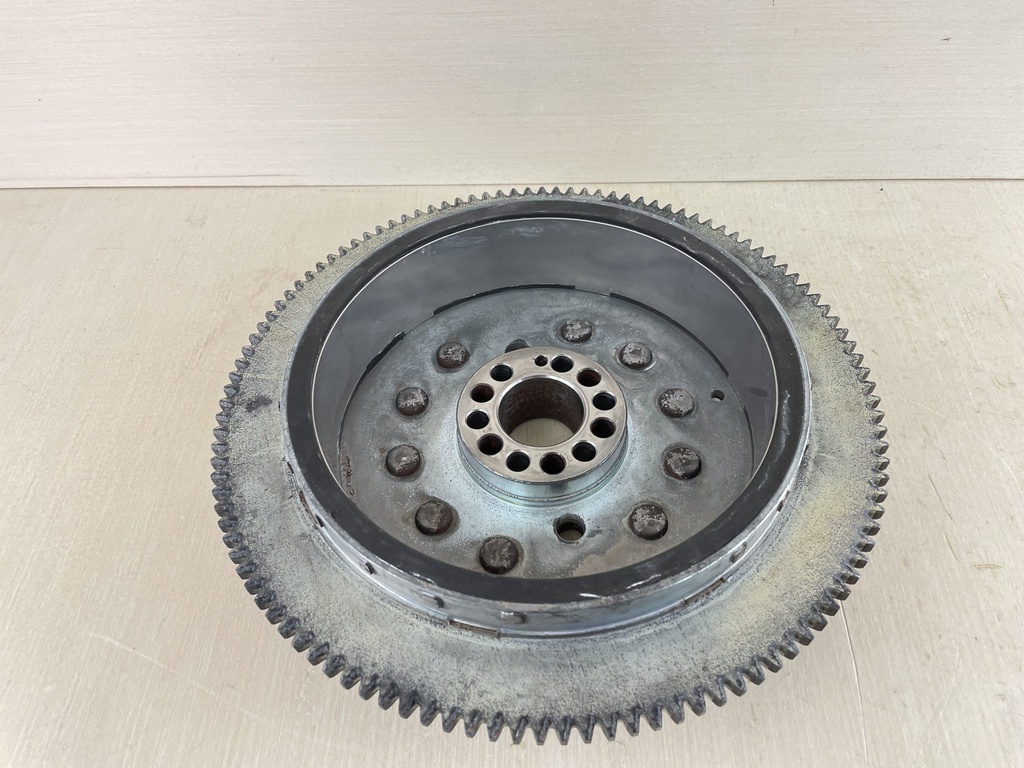 2011 - 22 Yamaha 225 250 300 HP 4.2L Flywheel Rotor W/ Bolts 6CE-W8145-01-00