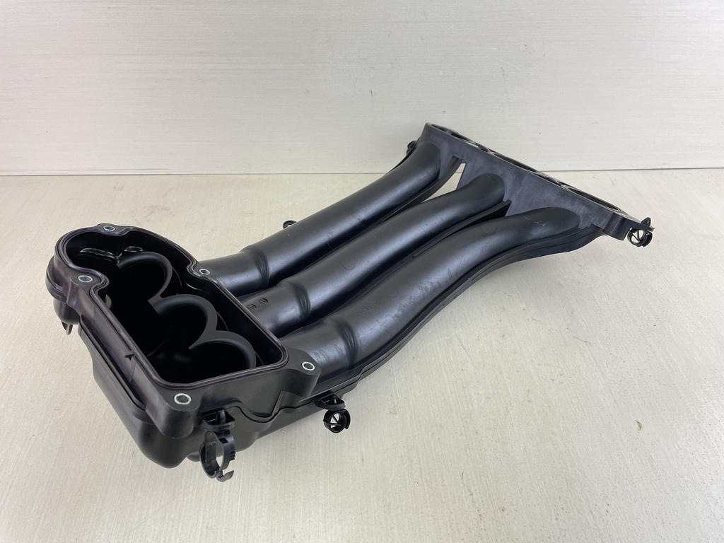 Yamaha 225 250 300 HP 4.2L Intake Manifold 6CE-13641-00-00