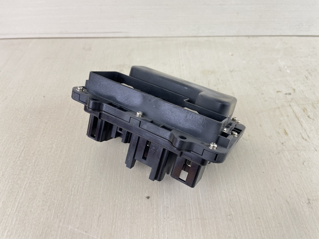 10-  2014 Yamaha 225 250 300 HP Outboard Fuse Box 6CE-82170-00-00