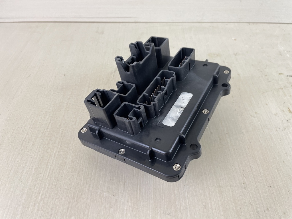 10-  2014 Yamaha 225 250 300 HP Outboard Fuse Box 6CE-82170-00-00