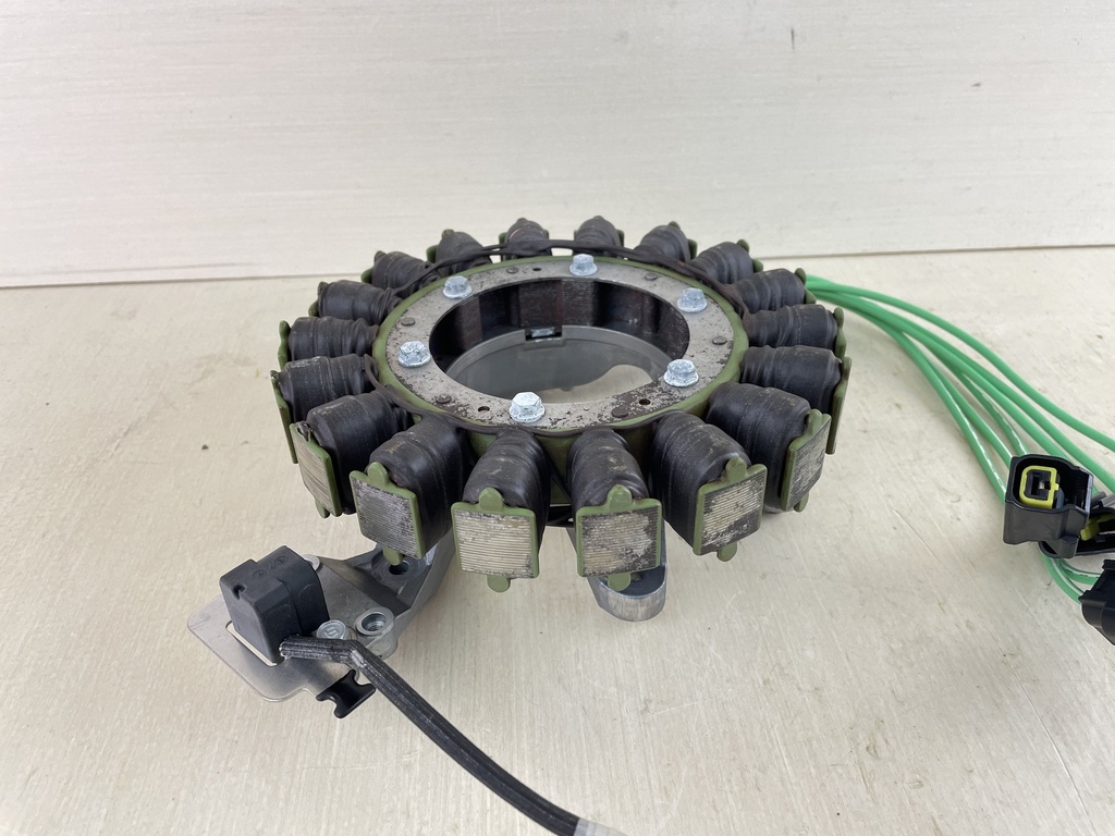 2010 - 22 Yamaha 225 250 300 HP 4.2L Stator W/ Base 6CE-81410-00-00