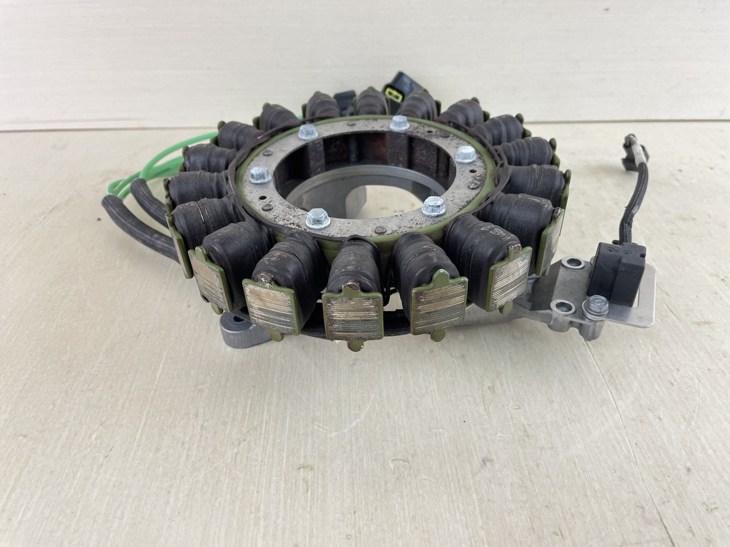2010 - 22 Yamaha 225 250 300 HP 4.2L Stator W/ Base 6CE-81410-00-00