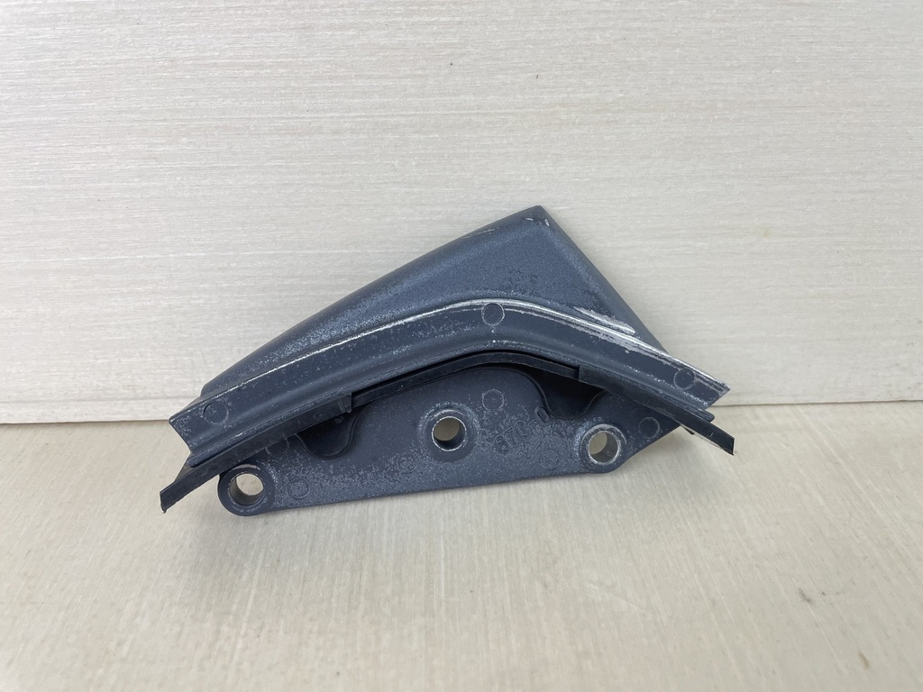 2012 Yamaha 50HP 4 Stroke Outboard Cable Cover Fitting Plate 6C5-42738-00-8D