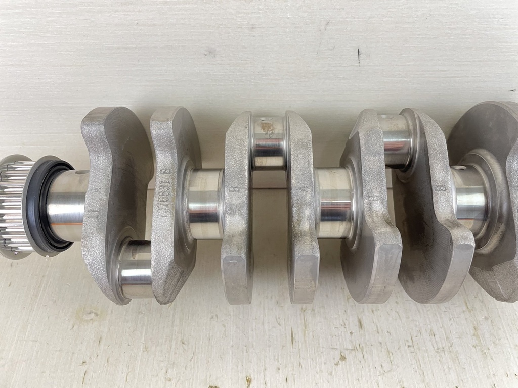 2012 Yamaha 50HP 4 Stroke Outboard Crankshaft Crank Assembly 6C5-11411-01-00