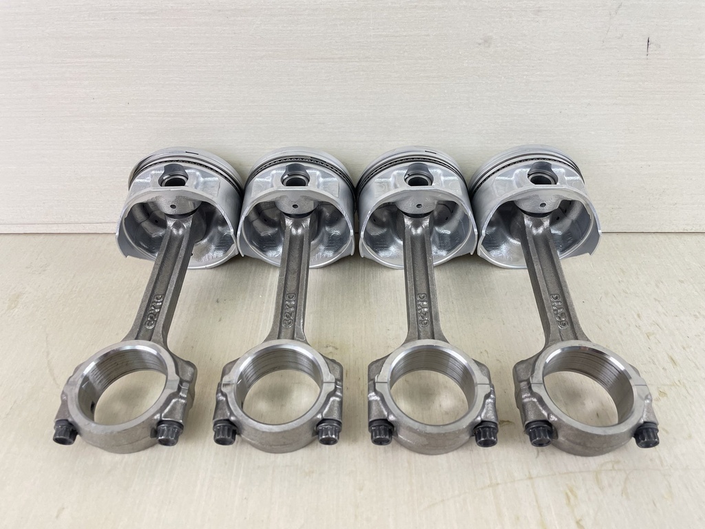 2012 Yamaha 50HP 4 Stroke Outboard Piston & Connecting Rod Set 6C5-11650-00-00