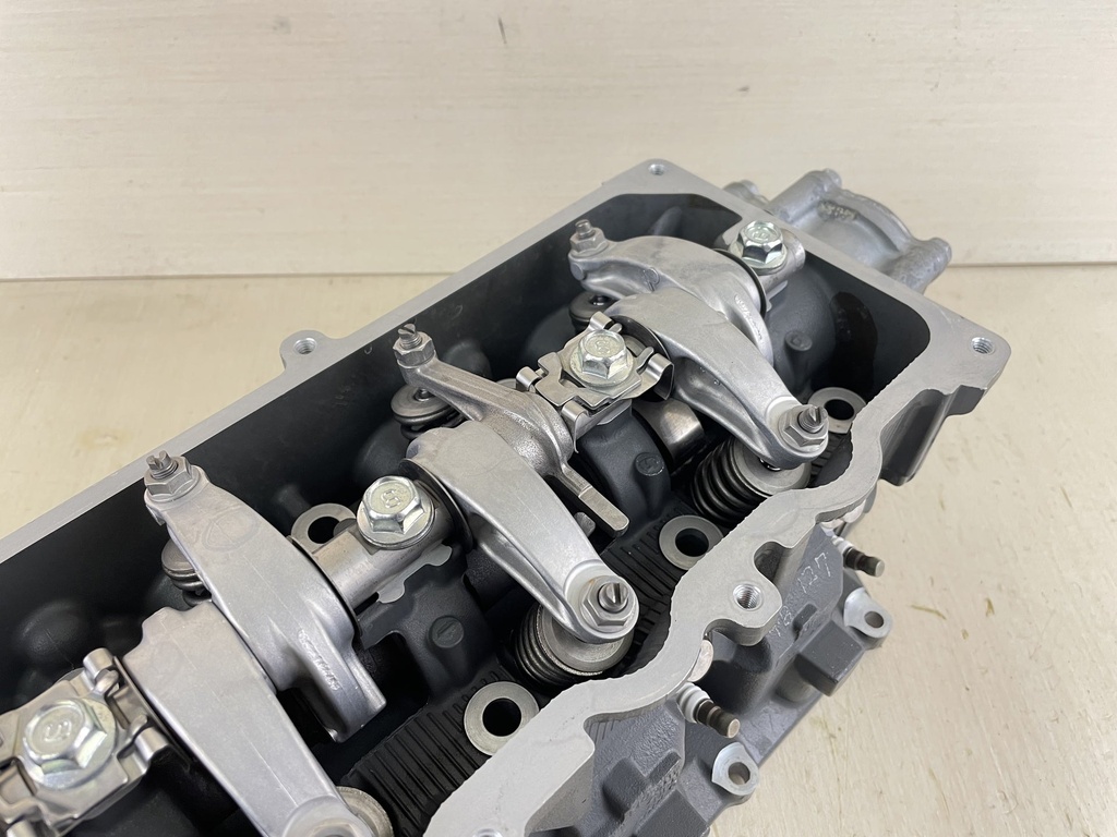 2012 Yamaha 50HP 4 Stroke Outboard Cylinder Head Assembly 6C5-W009A-12-9S