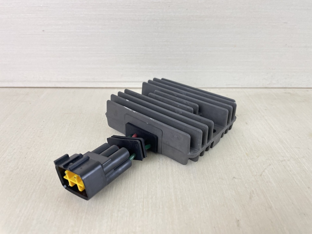 2014 Yamaha 70HP 4 Stroke Outboard Rectifier & Regulator 68V-81960-10-00