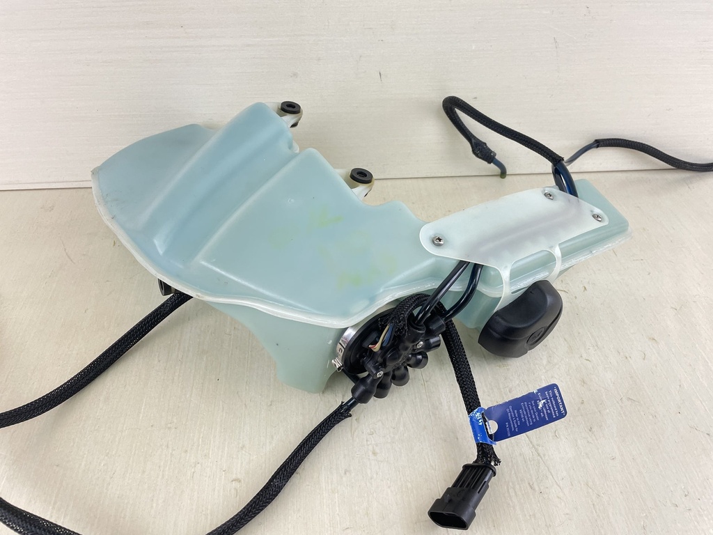 Evinrude Etec 40 50 60 HP Outboard Oil Tank & Pump 5007250 2008 +