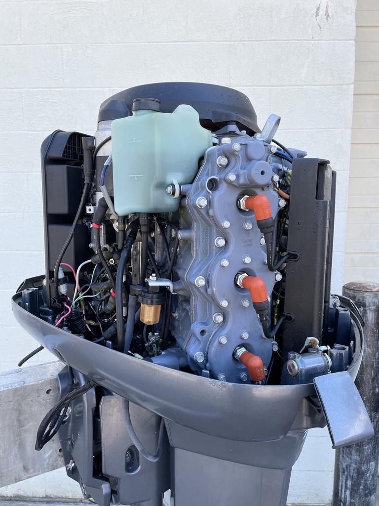 2003 Yamaha 150HP 2 Stroke Outboard W/ 25" Shaft