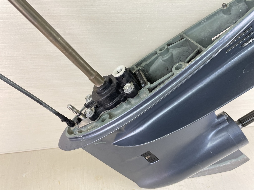 1995 - 2009 Yamaha 50HP 2 Stroke Outboard 20" Long Lower Unit Gear Case