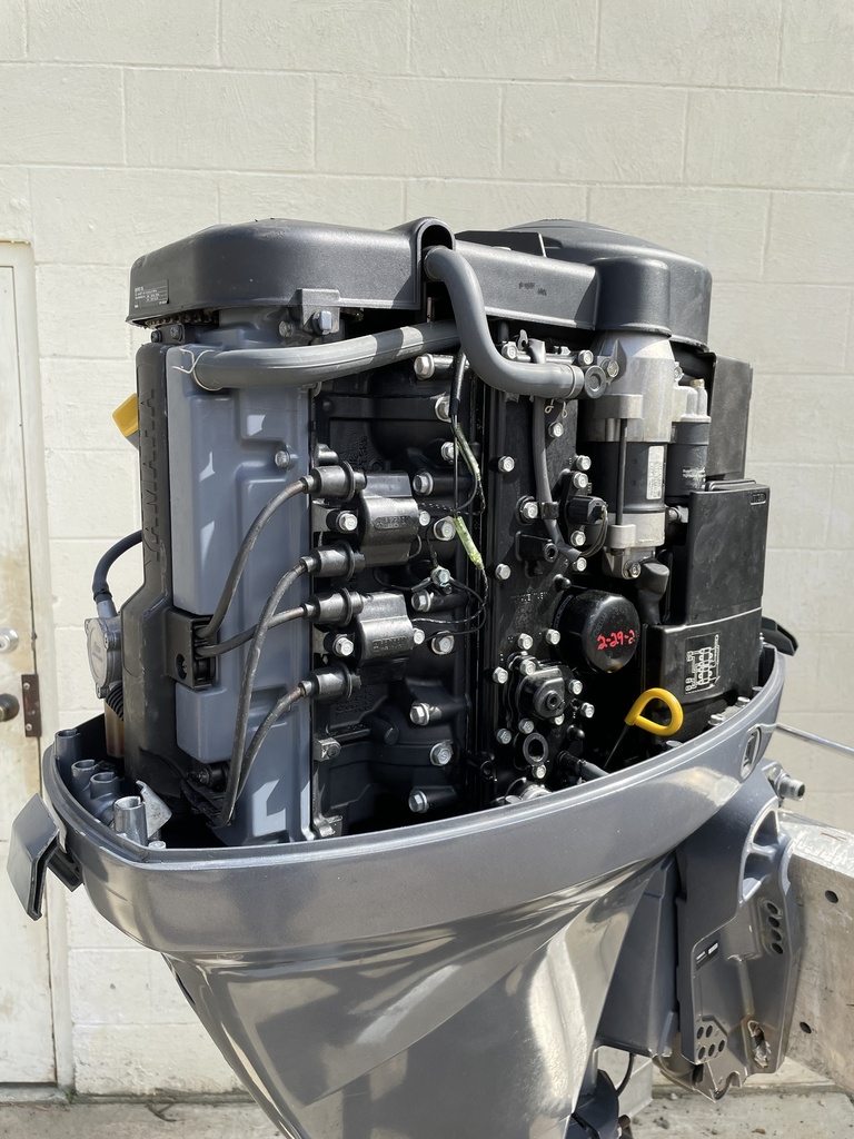 2004 Yamaha 90HP 4 Stroke Outboard W/ 20" Shaft Controls Included Just Serviced