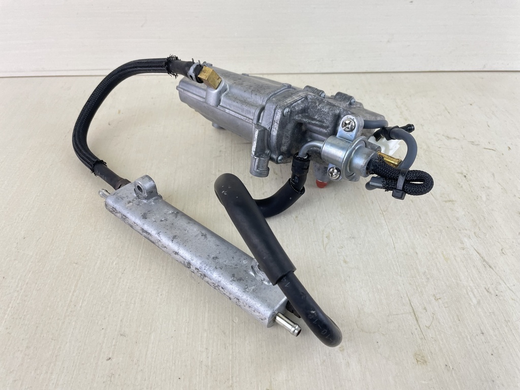 2014 Yamaha 150HP 4 Stroke Outboard Float Chamber VST Fuel 63P-14180-02-00