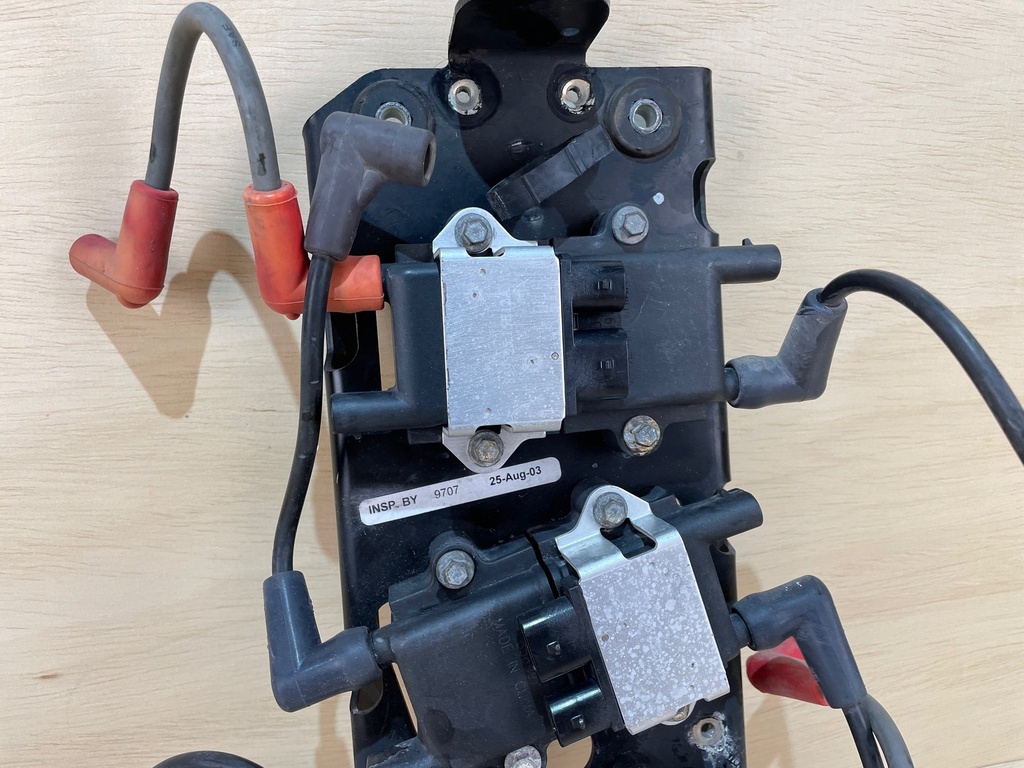 2004 Mercury Optimax 225HP Ignition Coil Kit With Plate 856991A1 859595T