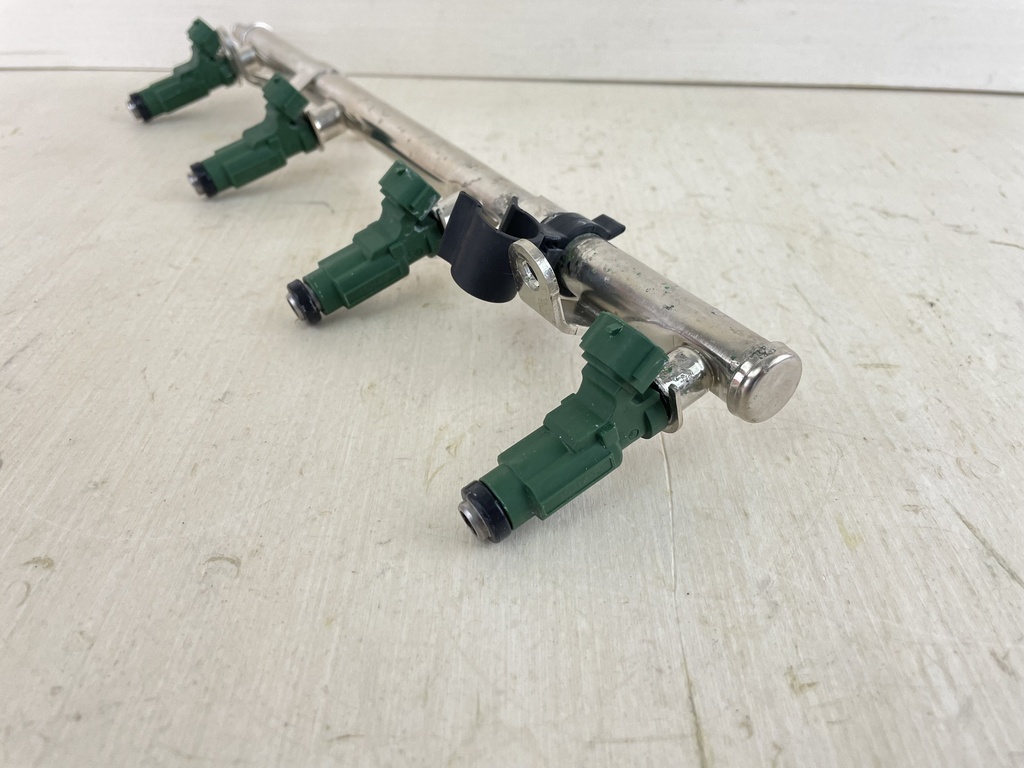 11 - 2020 Yamaha 150HP 4 Stroke Outboard Fuel Injector With Rail 63P-13761-01-00