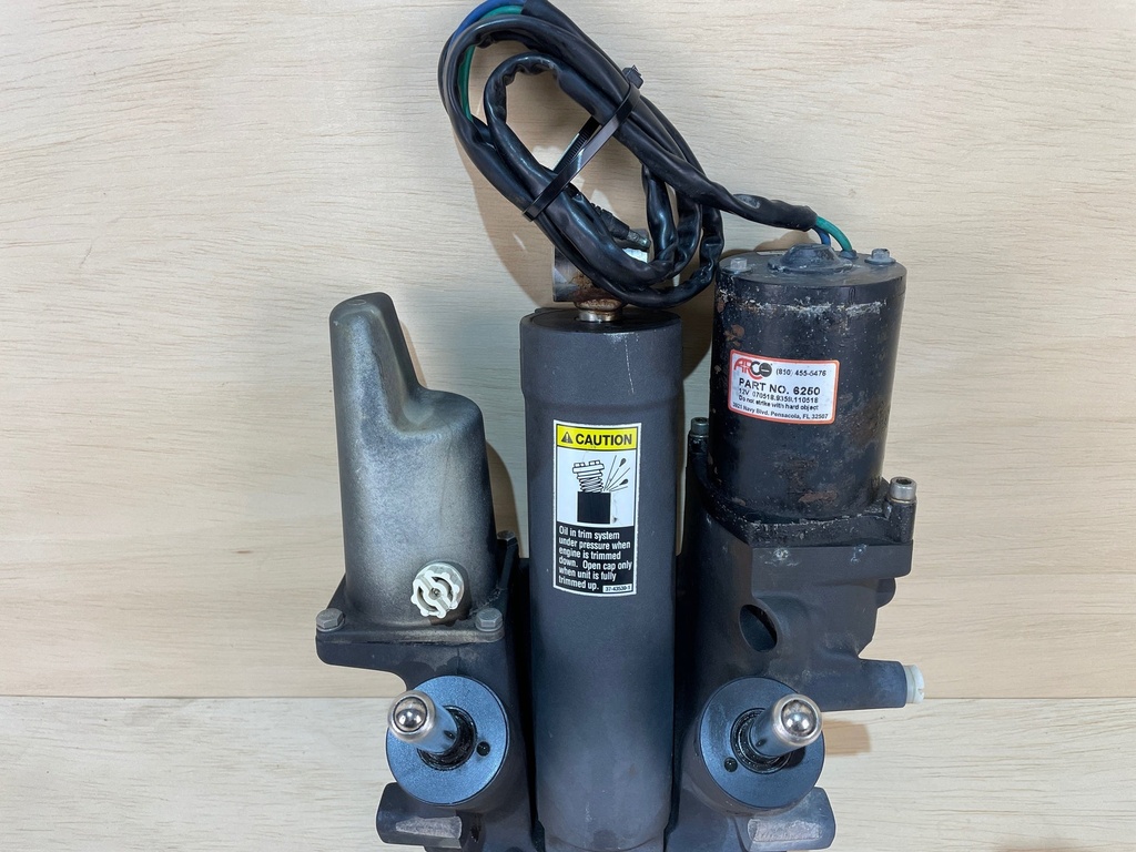 2004 Mercury Optimax 225HP Power Trim & Tilt Unit Assembly 855998A05 855998A3