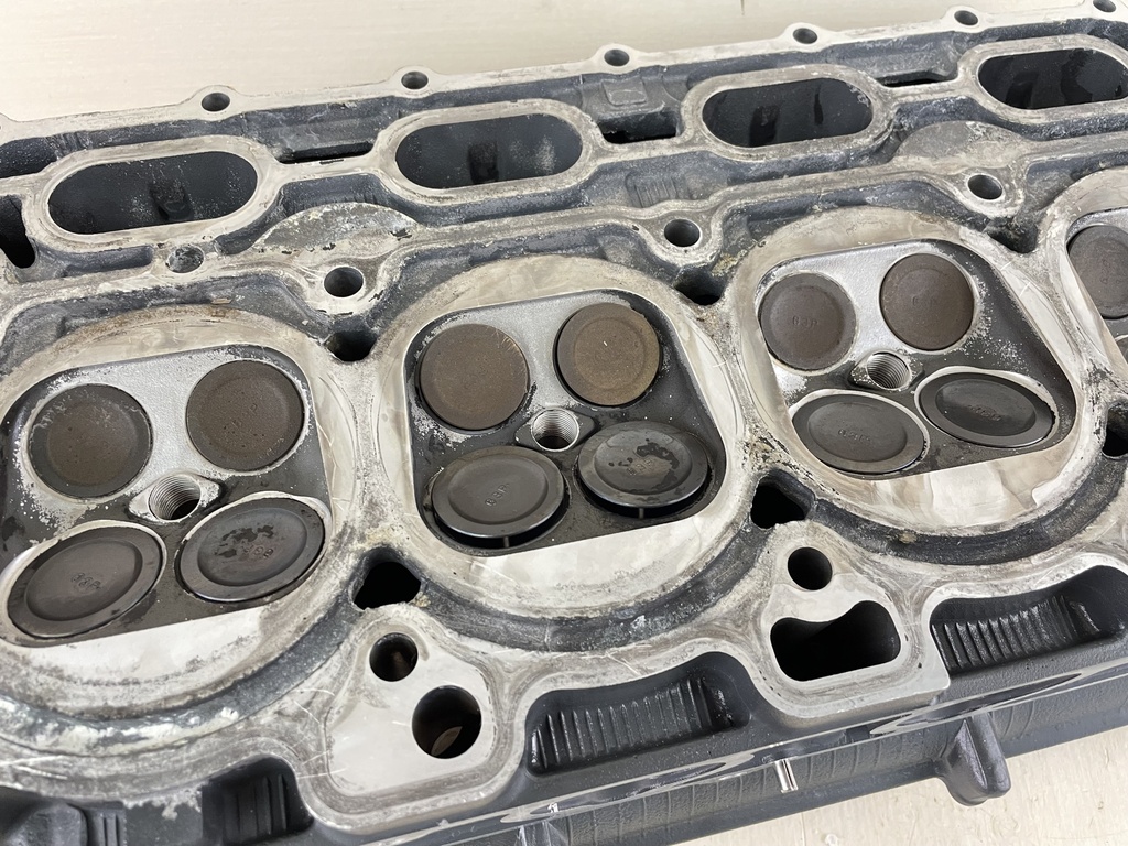 2014 Yamaha 150HP 4 Stroke Outboard Cylinder Head 63P-W009A-03-9S