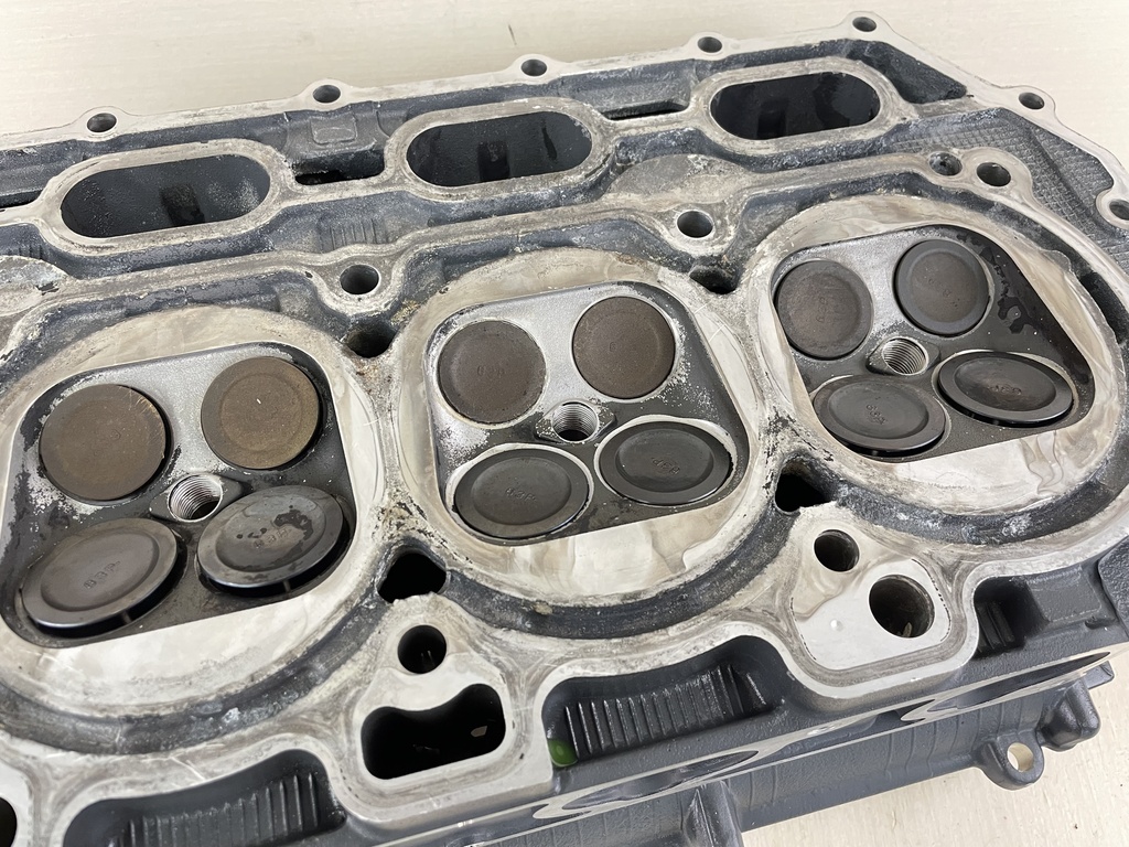 2014 Yamaha 150HP 4 Stroke Outboard Cylinder Head 63P-W009A-03-9S