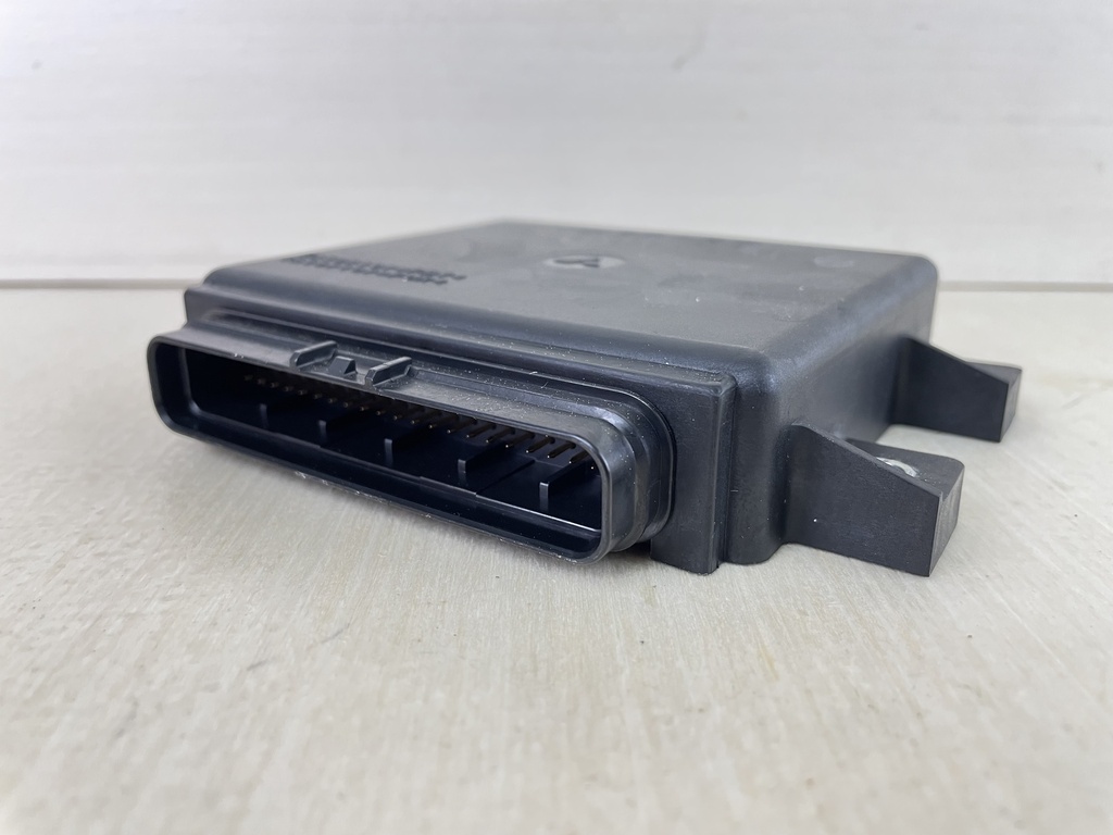 2014 Yamaha 150HP 4 Stroke Outboard Engine Control Unit ECU 63P-8591A-37-00