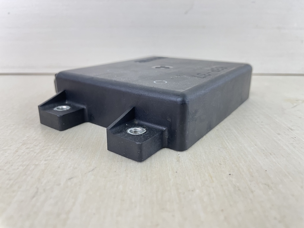 2014 Yamaha 150HP 4 Stroke Outboard Engine Control Unit ECU 63P-8591A-37-00