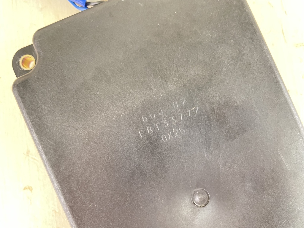 2001 Yamaha 225HP 2 Stroke Outboard CDI C.D.I Unit 65J-85540-02-00