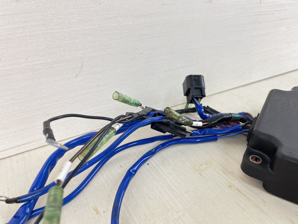 2001 Yamaha 225HP 2 Stroke Outboard CDI C.D.I Unit 65J-85540-02-00