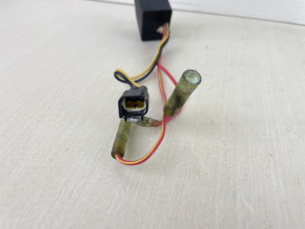 2001 Yamaha 225HP 2 Stroke Outboard Relay Assembly OX66 65L-81950-00-00