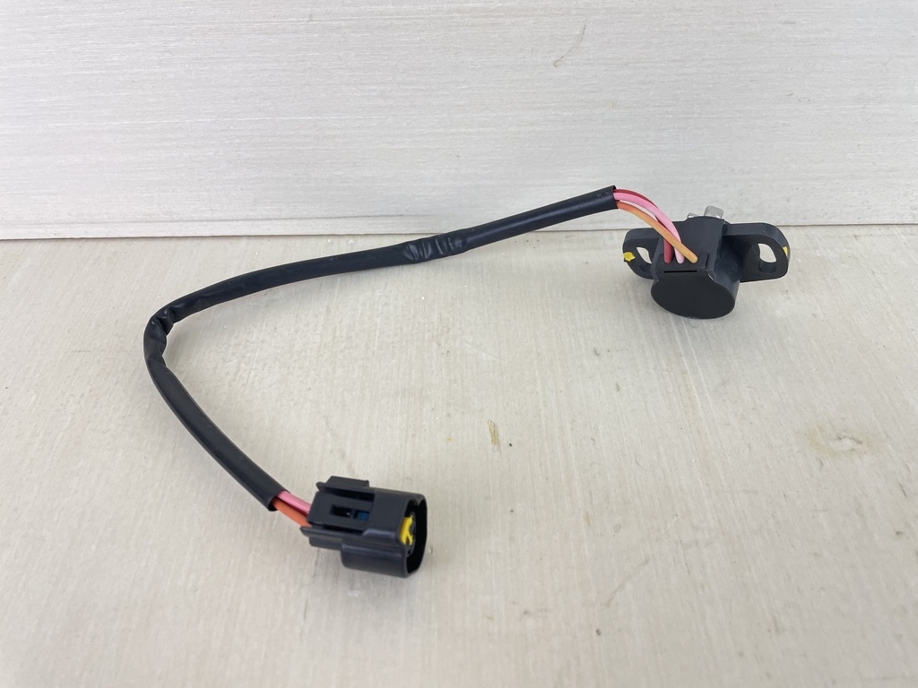 2001 Yamaha 225HP 2 Stroke Outboard Throttle Position Sensor 61A-85885-00-00