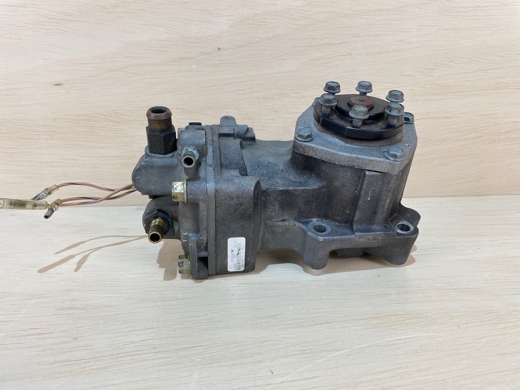 2010 Mercury Optimax Pro XS 225HP Outboard Air Compressor Assembly 828123T33