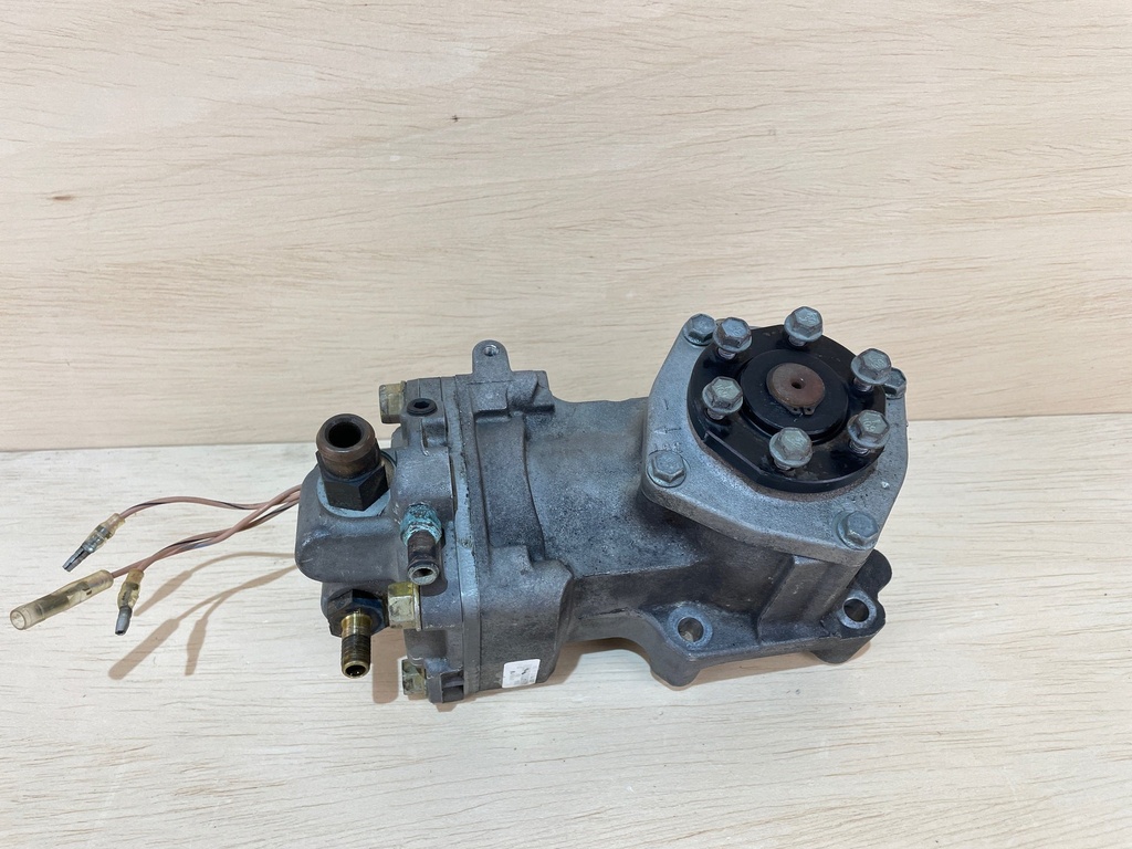 2010 Mercury Optimax Pro XS 225HP Outboard Air Compressor Assembly 828123T33