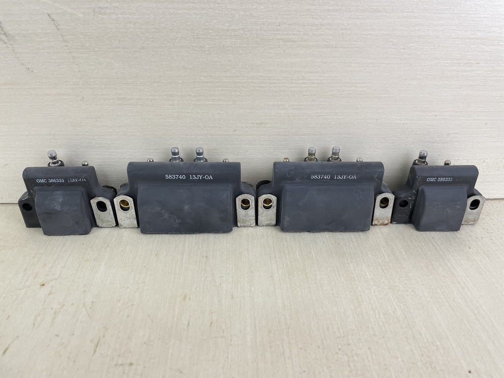 Johnson Evinrude Dual & Single Coil Pack Set 0586333 0583740