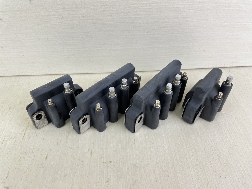 Johnson Evinrude Dual & Single Coil Pack Set 0586333 0583740