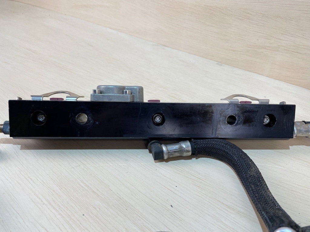 2010 Mercury Optimax Pro XS 225HP Fuel Injector Set of 6 With Fuel Rails 804528