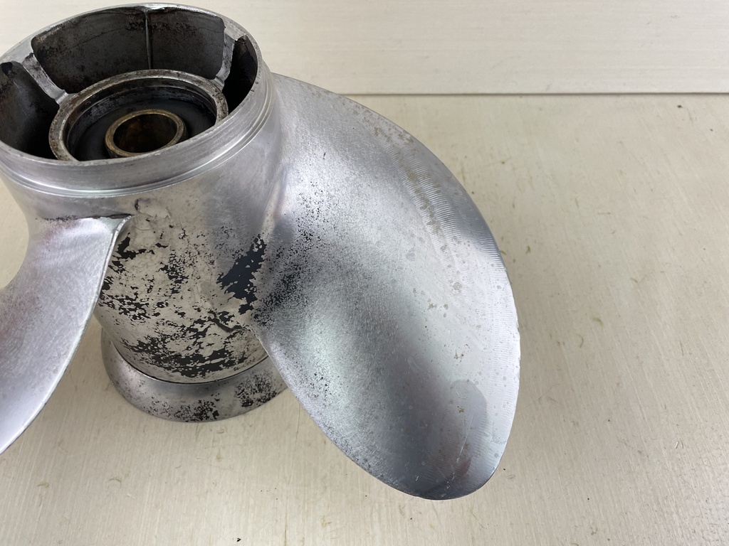 Johnson Evinrude 15 1/2 x 15 Stainless Steel Prop Propeller 390831