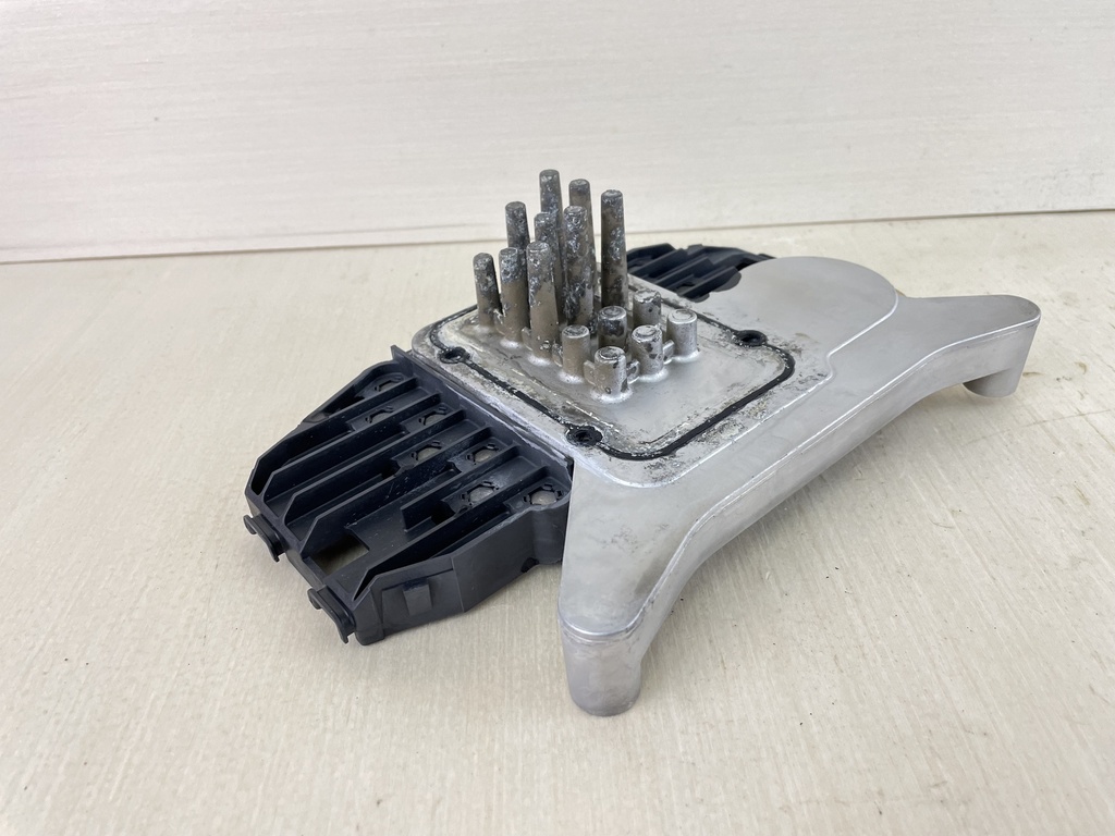 1999 Evinrude Johnson 225HP Ficht Rectifier Regulator 0586476