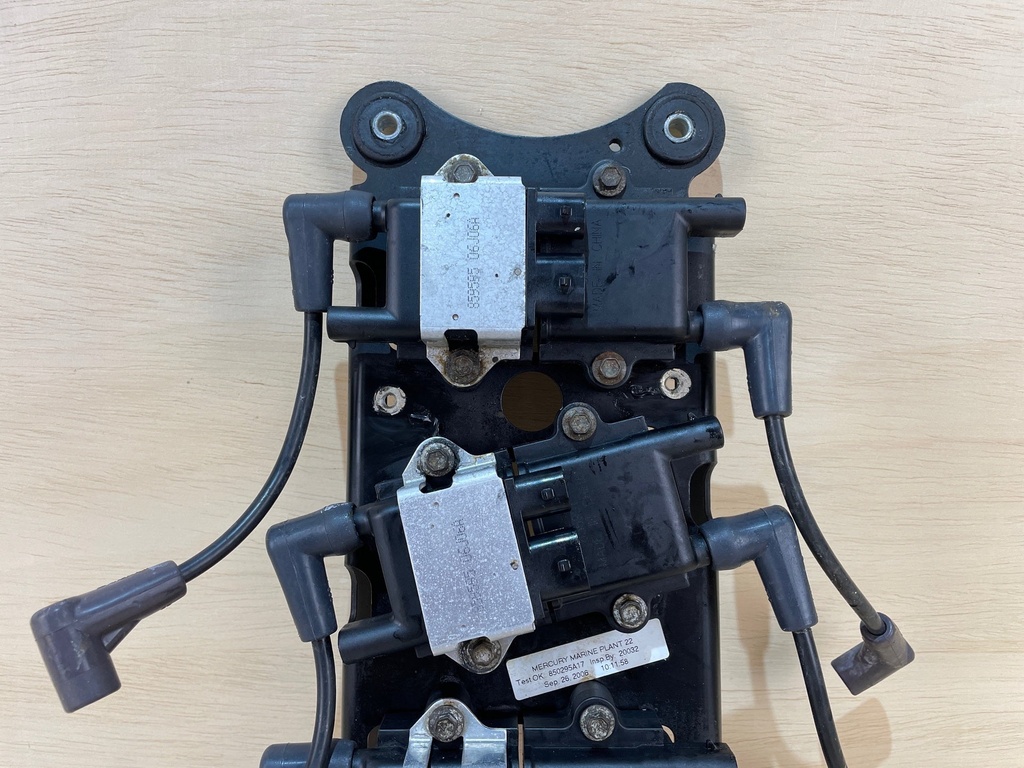 2006 Mercury Optimax 225HP Ignition Coil Kit With Plate 856991A1 859595T